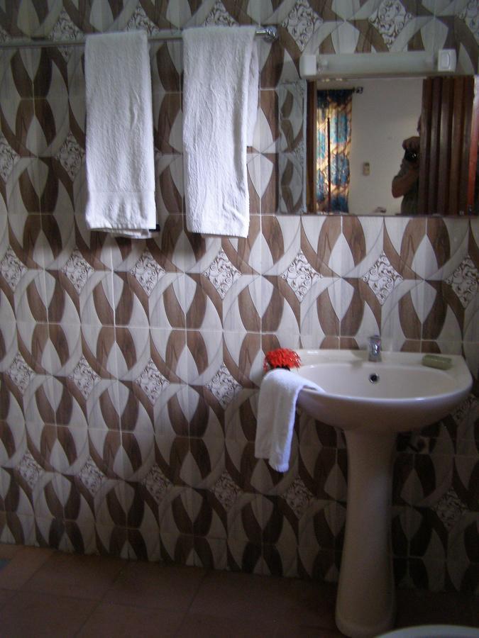 Bed and Breakfast Chez Sabine Abomey Zewnętrze zdjęcie